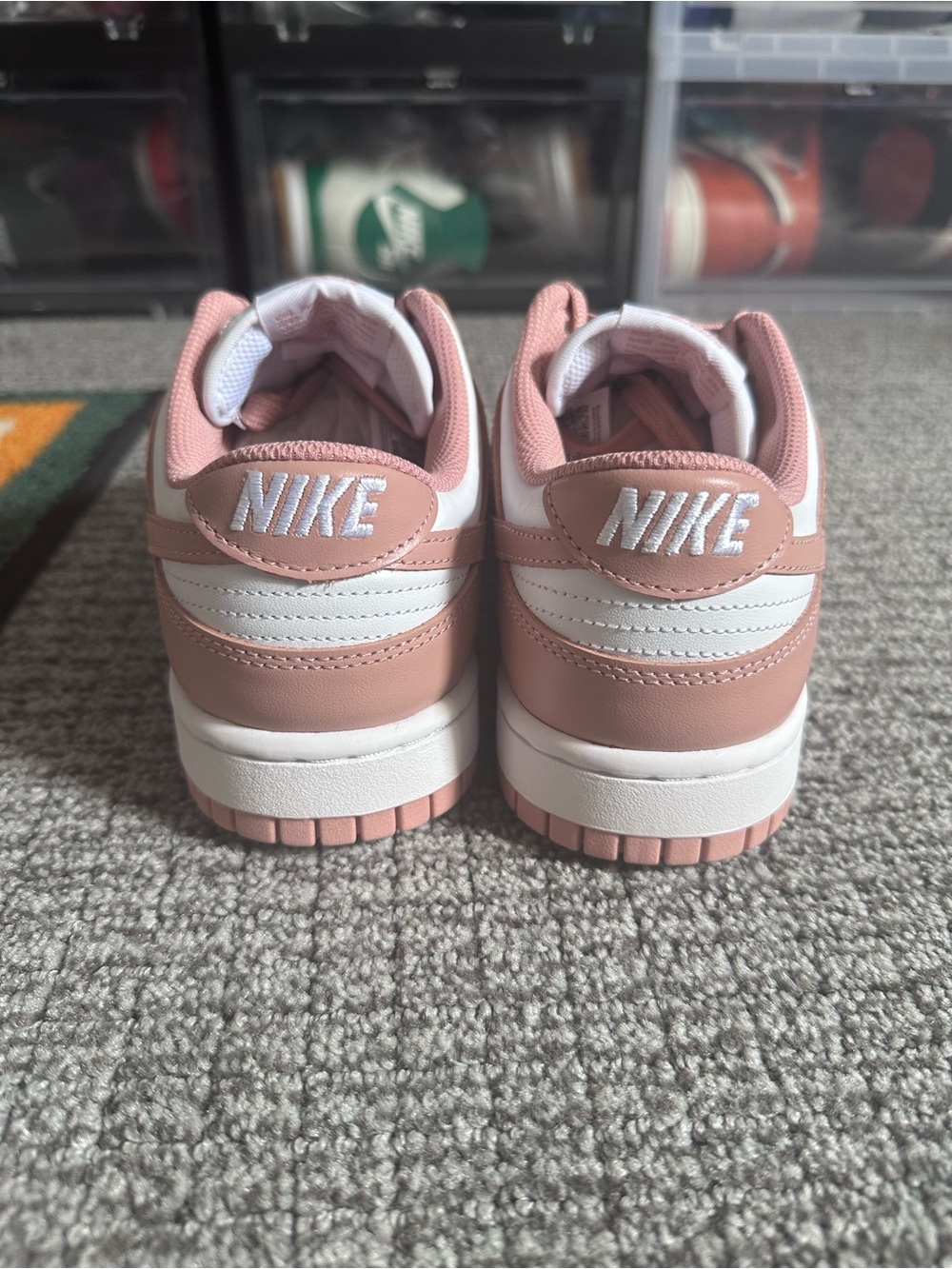 New Nike Women’s Dunk Low Rose Whisper size 8.5 - Picture 4 of 5